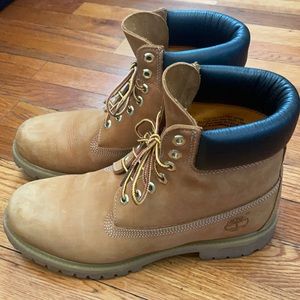 Timberland Men’s 6” Classic Boots - 10M